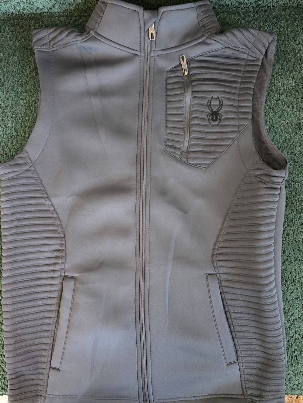 Spyder Men's Gray Quilted-Panel Vest Size S